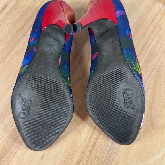 Carlos by Carlos Santana Pounce Graffiti Print Peep Toe Pumps Red Multi 6 - Picture 9 of 11